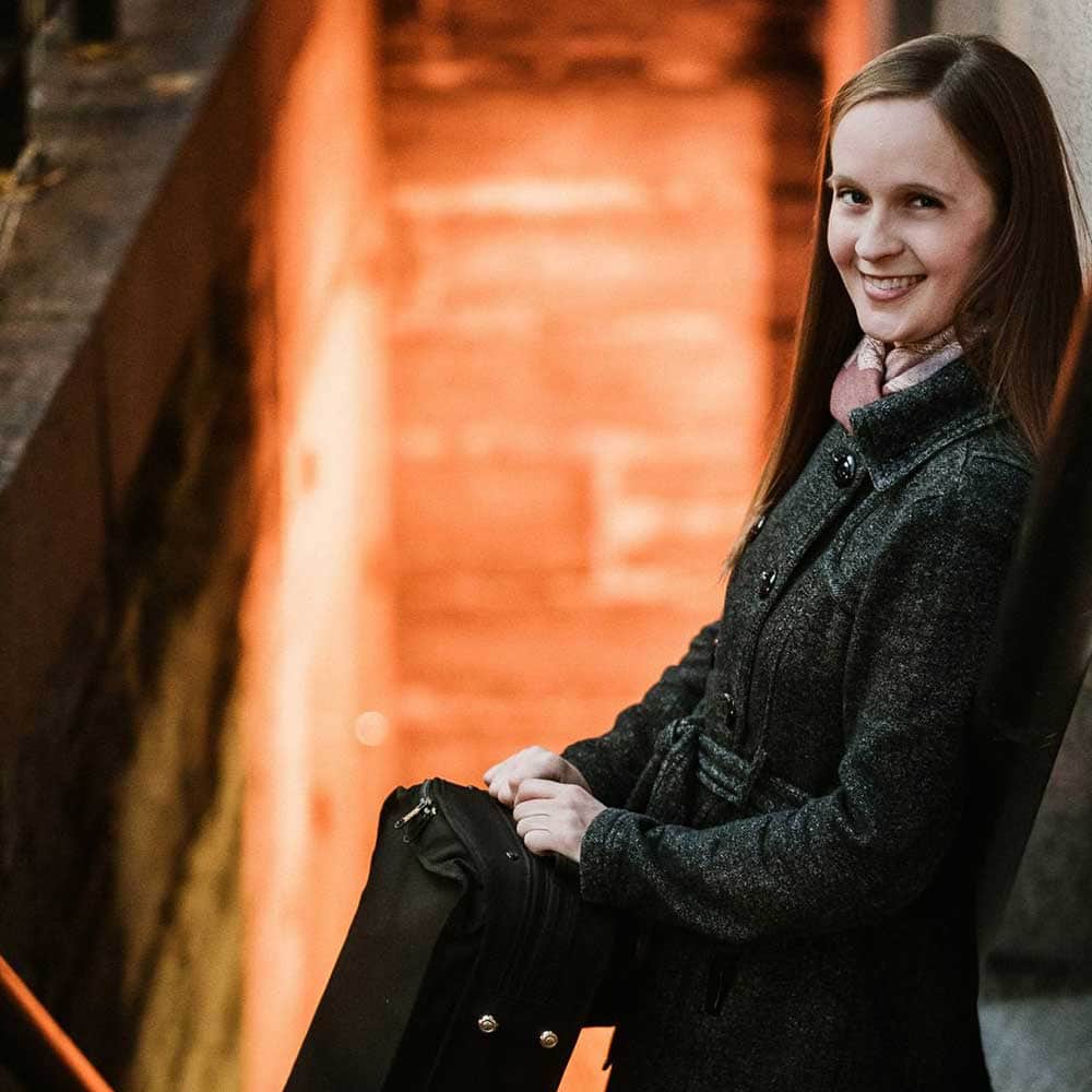 Hillary Kingsley – Musician Hillary Kingsley - Musician